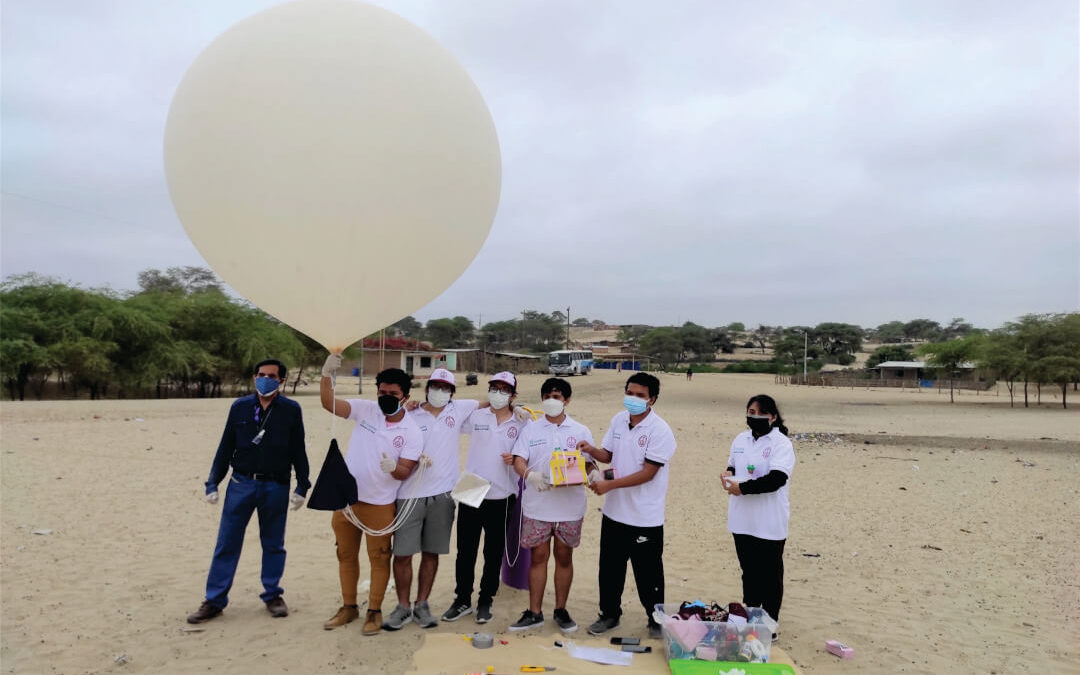 Grupo BIOMET-UNI lanza globo estratosférico con muestra biológica para investigación climática